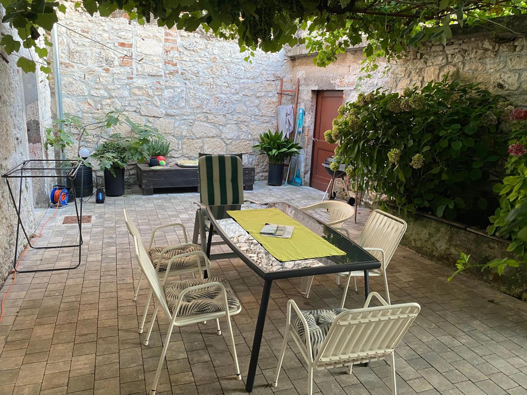 Apartment Rustic Jolly Премантура Екстериор снимка